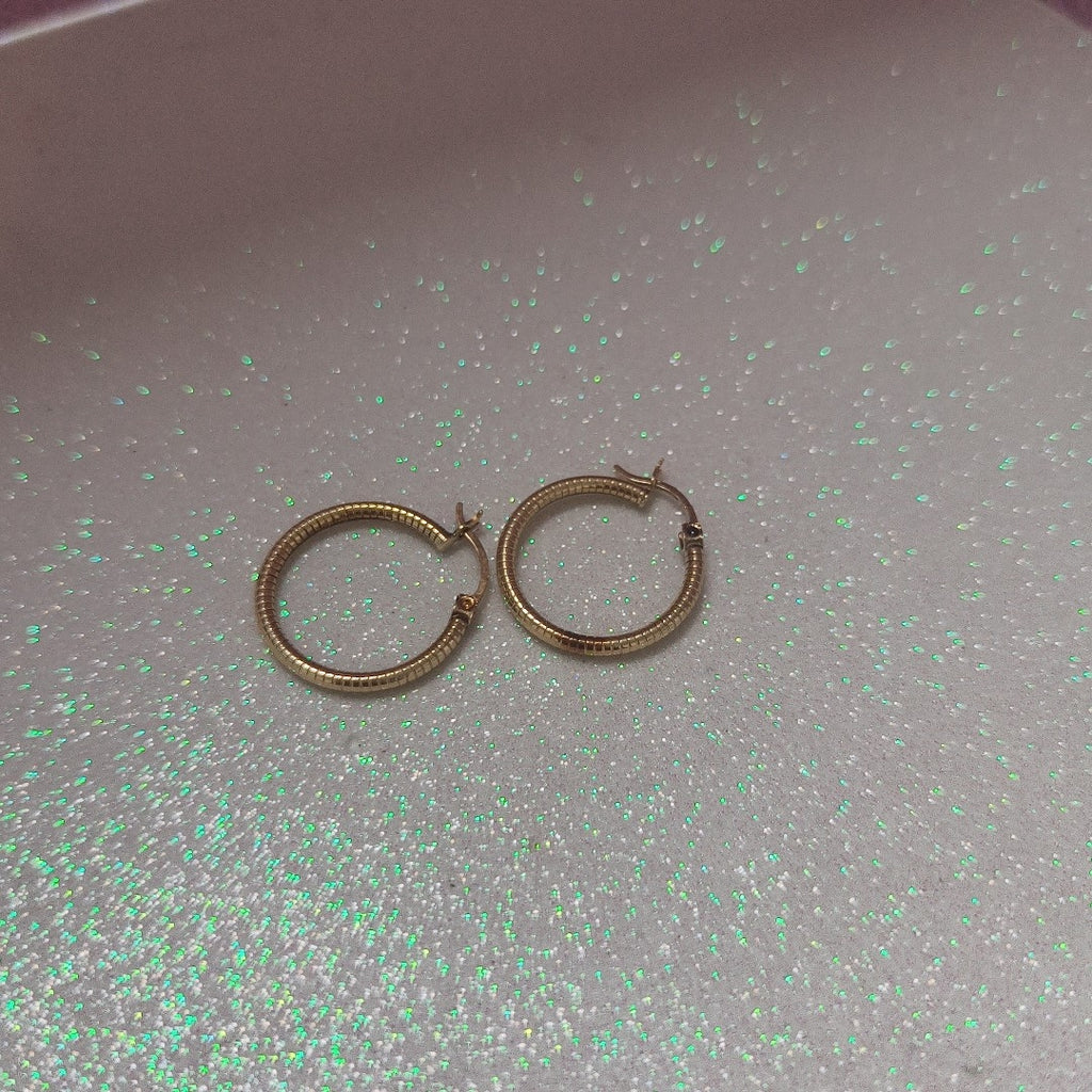 ARRACADAS PAR ORO 14 K 2,20 GRMS (SEMINUEVO)
