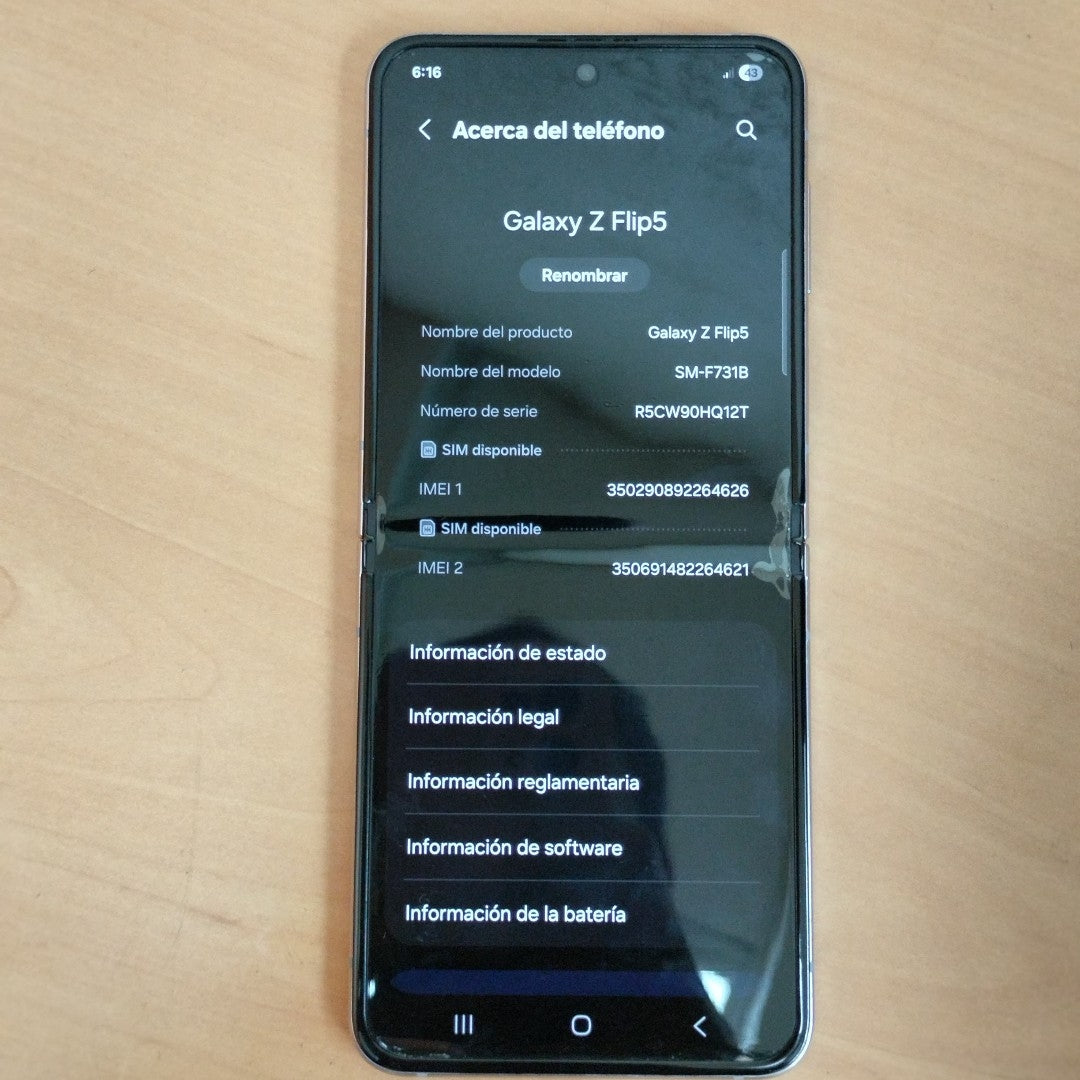 CELULAR SAMSUNG GALAXY Z FLIP 5 SM-F731B (2023) 256 GB 8 GB RAM (SEMINUEVO)