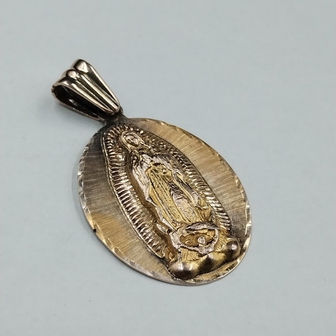 DIJE,MEDALLA RELIGIOSA ORO 8 K 5,00 GRMS (SEMINUEVO)