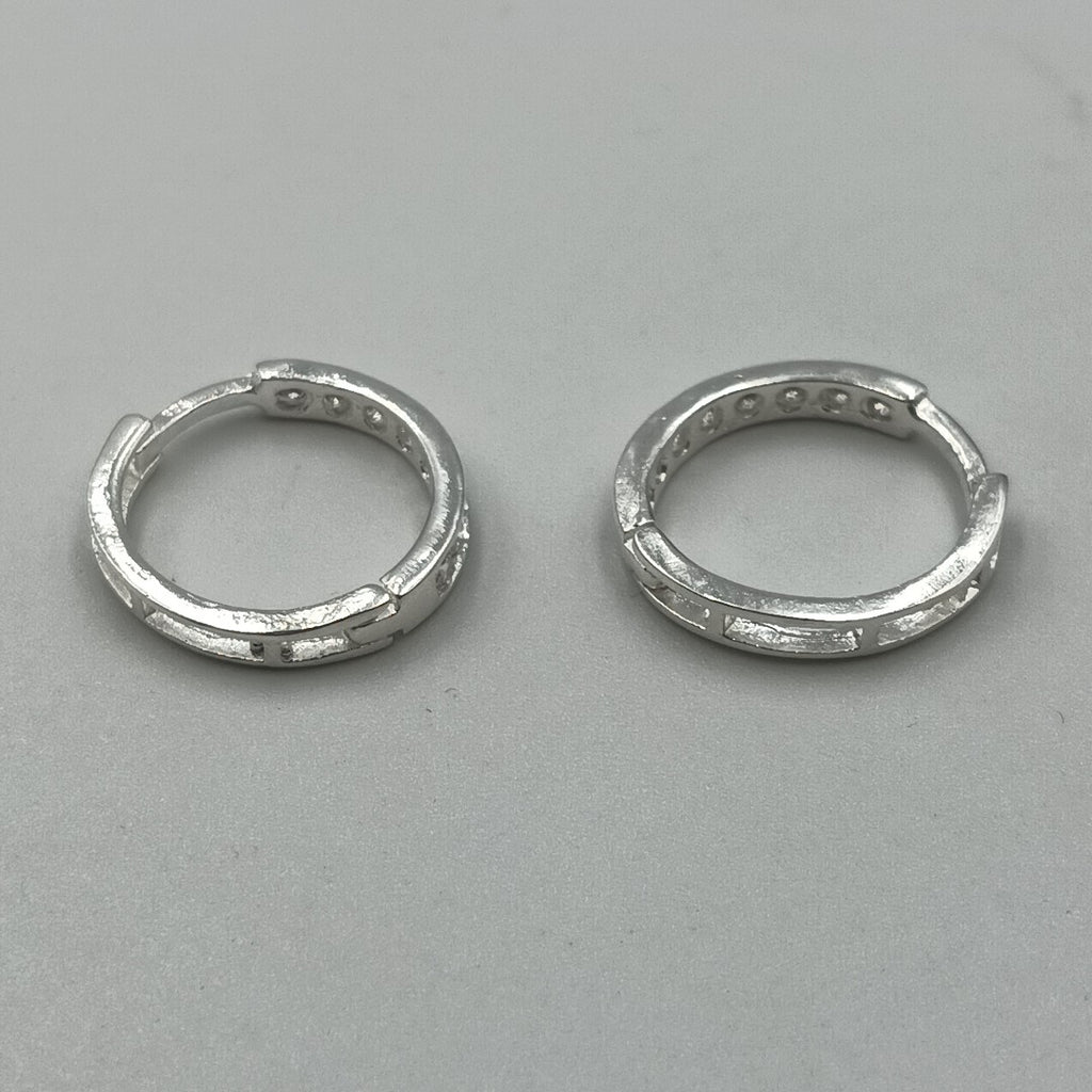 ARRACADAS C/CIRCONIAS PLATA .925 2.1 GR (NUEVO)