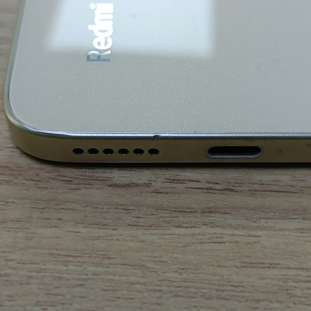 CELULAR XIAOMI REDMI 13 24049RN28L (2024) 256 GB 8 GB RAM (SEMINUEVO)