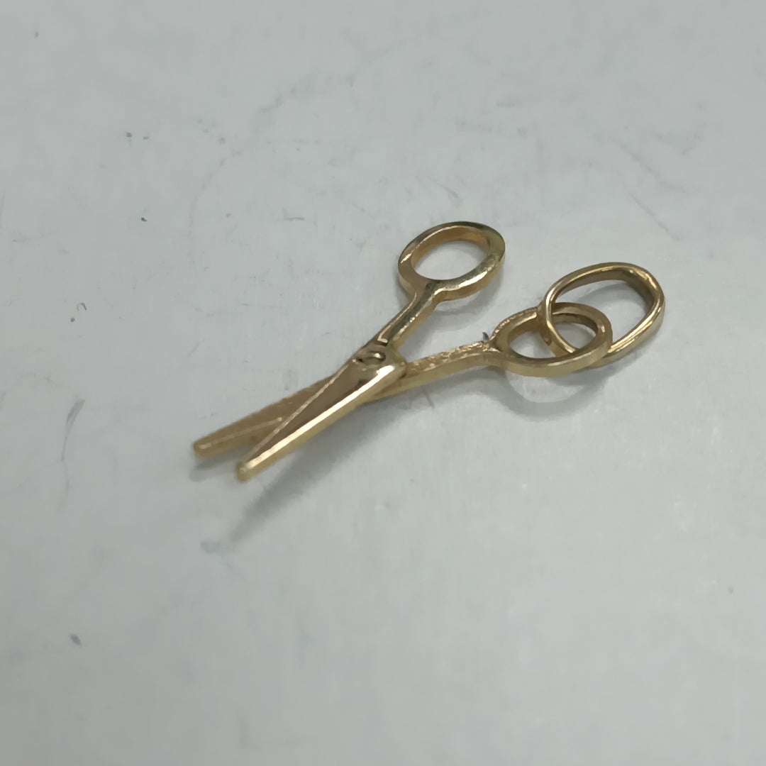 DIJE ORO 14 K 0,60 GRMS (SEMINUEVO)