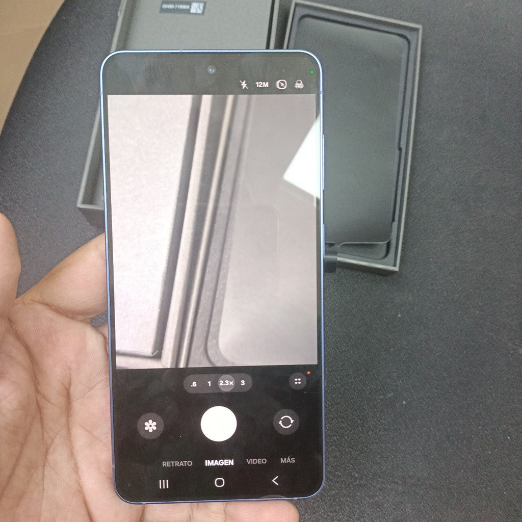 CELULAR SAMSUNG GALAXY S26 SM-S942B (2026) 256 GB 12 GB RAM (SEMINUEVO)