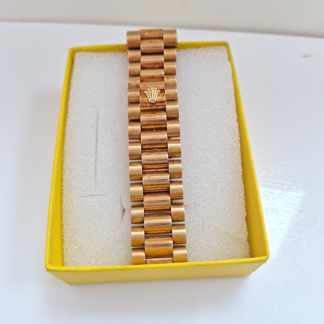 RELOJ CAJA Y PULSO ORO ORO 18 K 136.6 GRMS (SEMINUEVO)