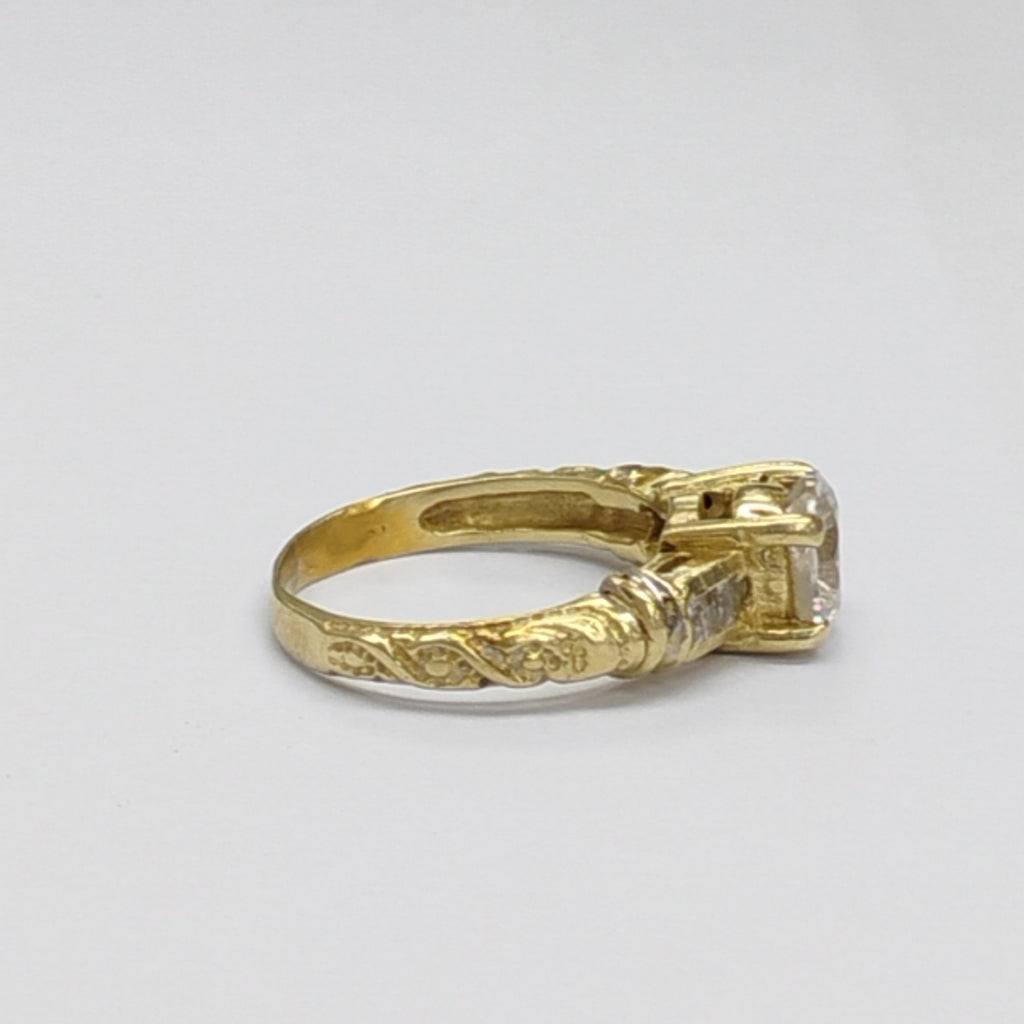 ANILLITO, SOLITARIO ORO 14 K 4.9 GRMS (SEMINUEVO)