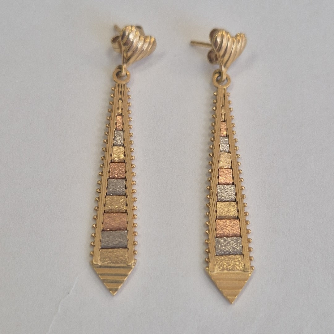 ARETES PAR ORO COMBINADO 14 K 5 GRMS (SEMINUEVO)