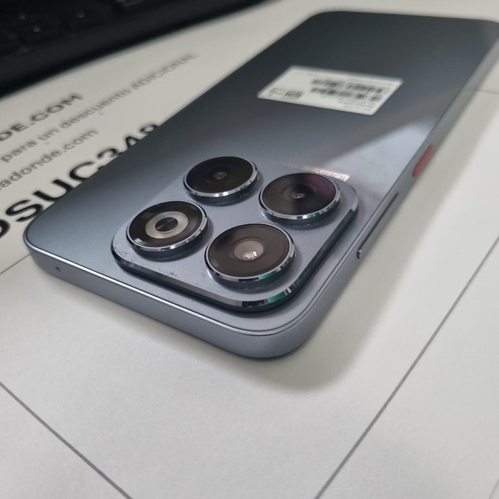 CELULAR ZTE AXON 70 Z2459 256 GB 6 GB RAM (SEMINUEVO)