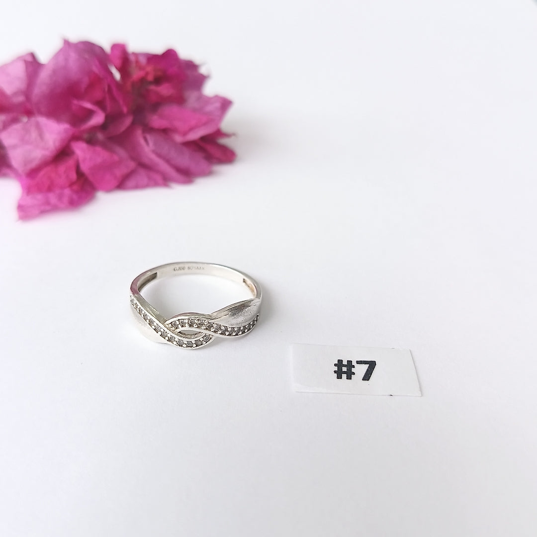 ANILLITO, DIJE PLATA 11.7 GRMS (SEMINUEVO)