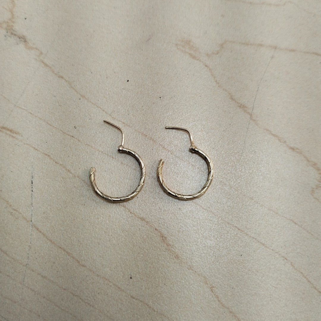 ARRACADAS PAR ORO 14 K 0.7 GRMS (SEMINUEVO)