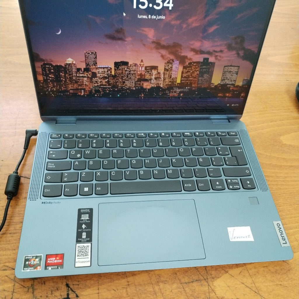LAPTOP LENOVO IDEAPAD FLEX 5 14ABR8 (2 EN 1) (2023) 512 GB SSD 8 GB RAM (SEMINUEVO)