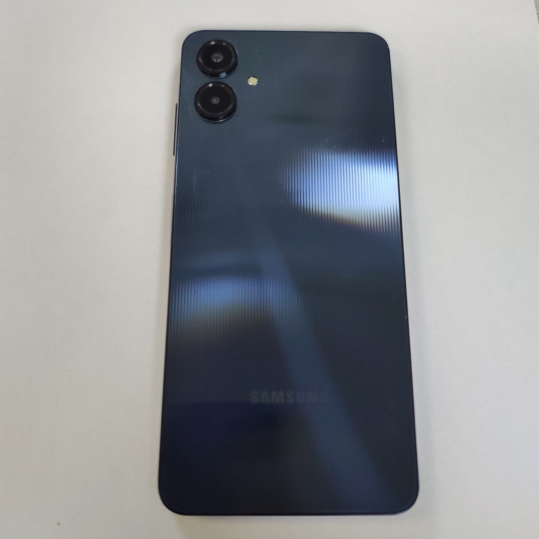 CELULAR SAMSUNG GALAXY A06 SM-A065M (2024) 128 GB 4 GB RAM (SEMINUEVO)
