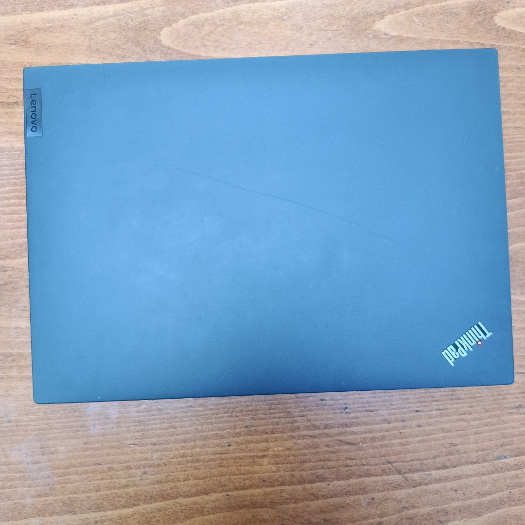 LAPTOP LENOVO THINKPAD T16 GEN 2 (2024) 512 GB SSD 16 GB RAM (SEMINUEVO)