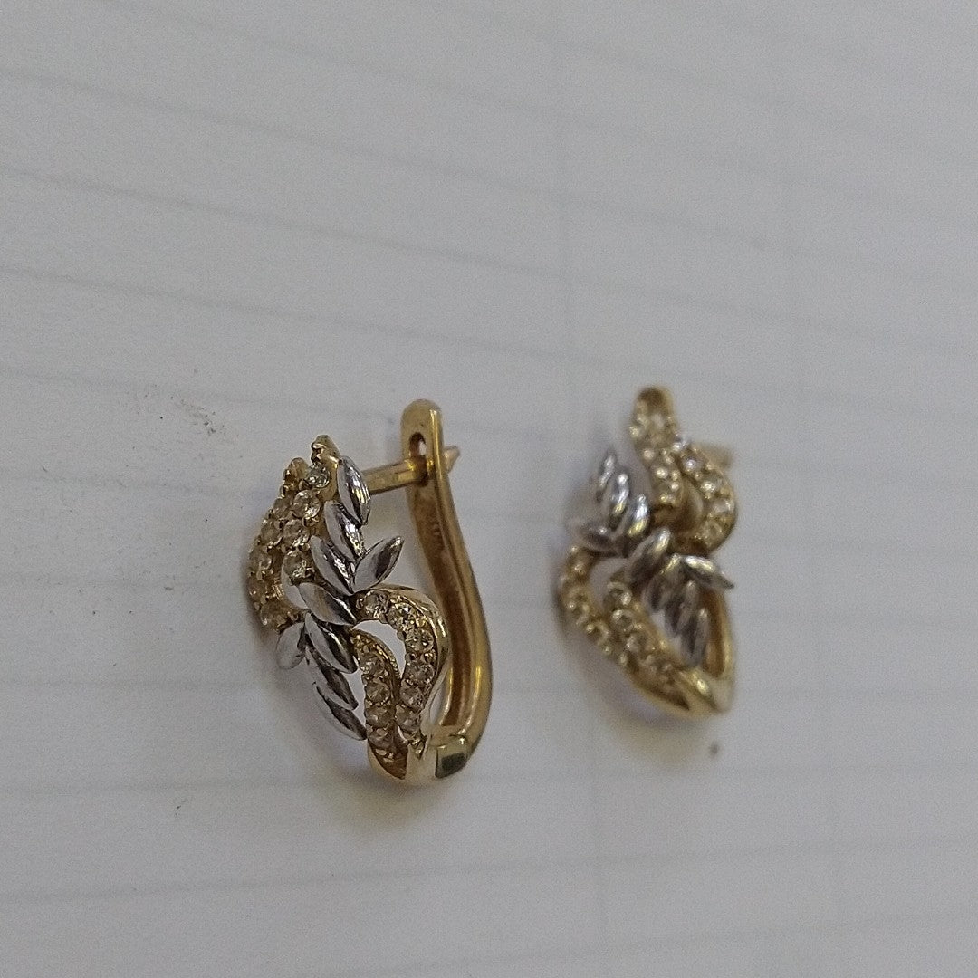 ARRACADAS PAR ORO, ORO COMBINADO 10 K 2.6 GRMS (SEMINUEVO)