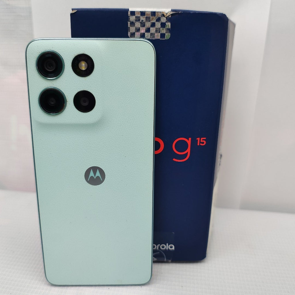 CELULAR MOTOROLA MOTO G15 XT2521-2 (2025) 512 GB 4 GB RAM (SEMINUEVO)