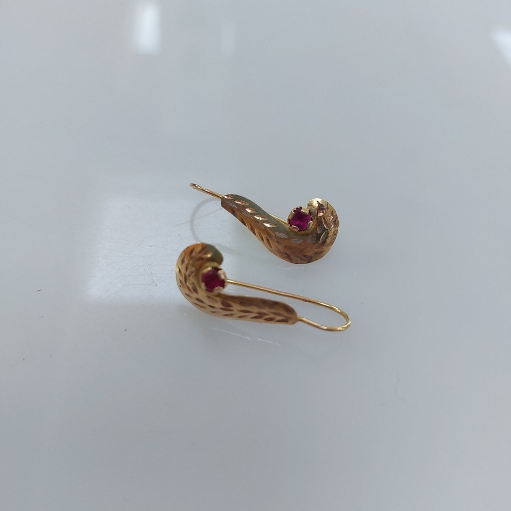ARETES PAR ORO 8 K 1.6 GRMS (SEMINUEVO)