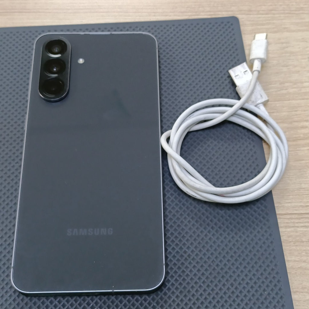 CELULAR SAMSUNG GALAXY A56 SM-A566E (2025) 256 GB 8 GB RAM (SEMINUEVO)