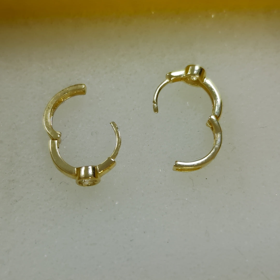 HUGGIES ORO 14K 1.5 (NUEVO)