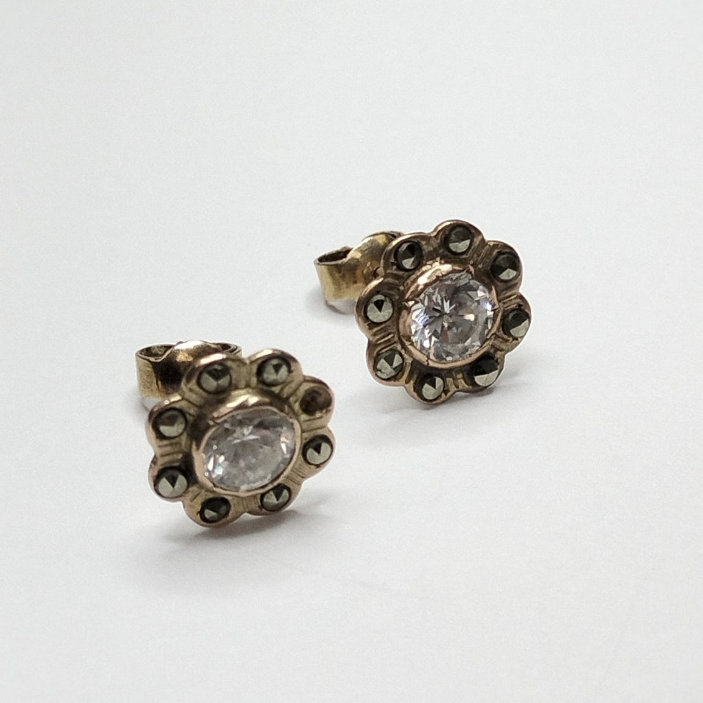 ARETES PAR ORO 8 K 1.6 GRMS (SEMINUEVO)