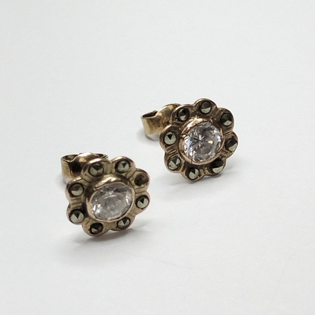 ARETES PAR ORO 8 K 1.6 GRMS (SEMINUEVO)