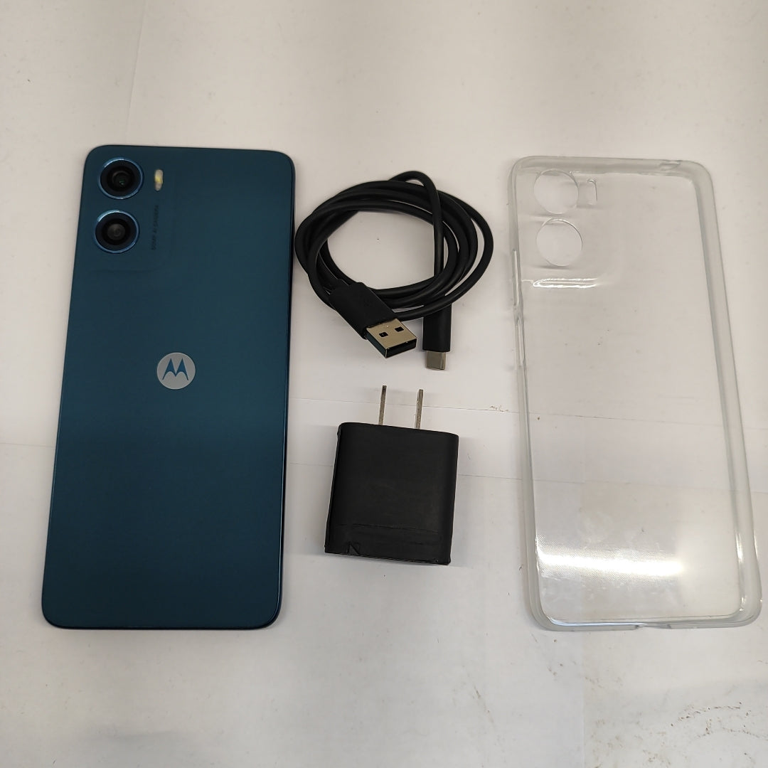 CELULAR MOTOROLA MOTO G06 XT2535-2 (2025) 256 GB 4 GB RAM (SEMINUEVO)