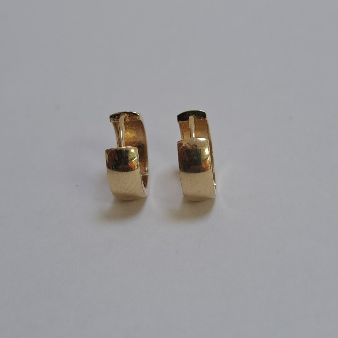 ARRACADAS PAR ORO 14 K 1.8 GRMS (SEMINUEVO)