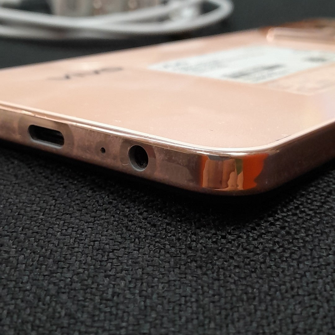 CELULAR VIVO Y28 V2352 256 GB 8 GB RAM (SEMINUEVO)