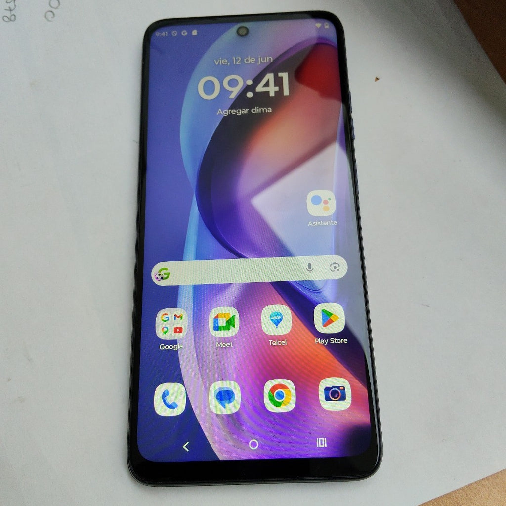 CELULAR MOTOROLA MOTO G05 XT2523-2 (2025) 64 GB 4 GB RAM (SEMINUEVO)