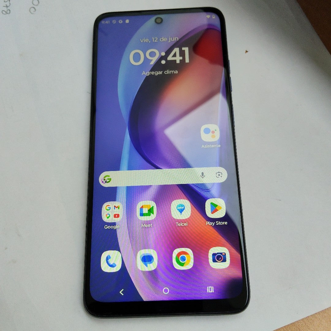 CELULAR MOTOROLA MOTO G05 XT2523-2 (2025) 64 GB 4 GB RAM (SEMINUEVO)
