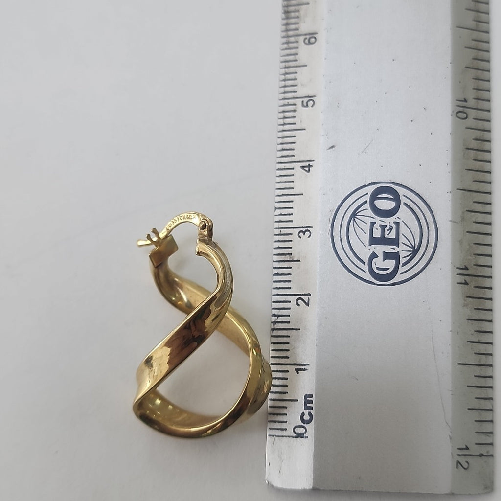 ARRACADAS PAR ORO 10 K 3.6 GRMS (SEMINUEVO)