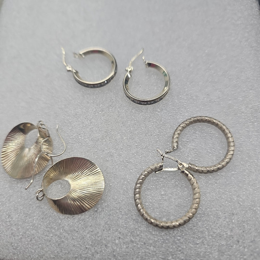ARETES PAR PLATA 11.5 GRMS (SEMINUEVO)