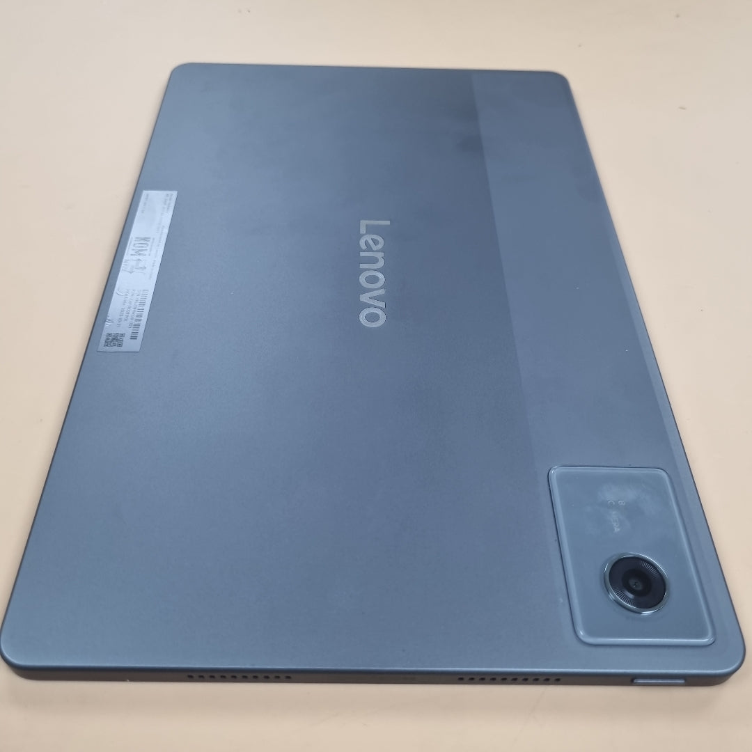 TABLETA LENOVO IDEATAB TB336FU (2025) 128 GB 8 GB RAM (SEMINUEVO)