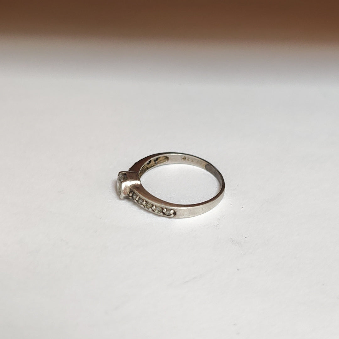 ANILLITO PLATA 1.9 GRMS (SEMINUEVO)