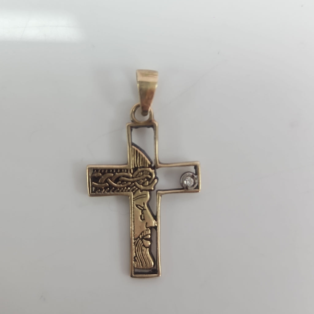 CRUZ ORO 14 K 1.7 GRMS (SEMINUEVO)