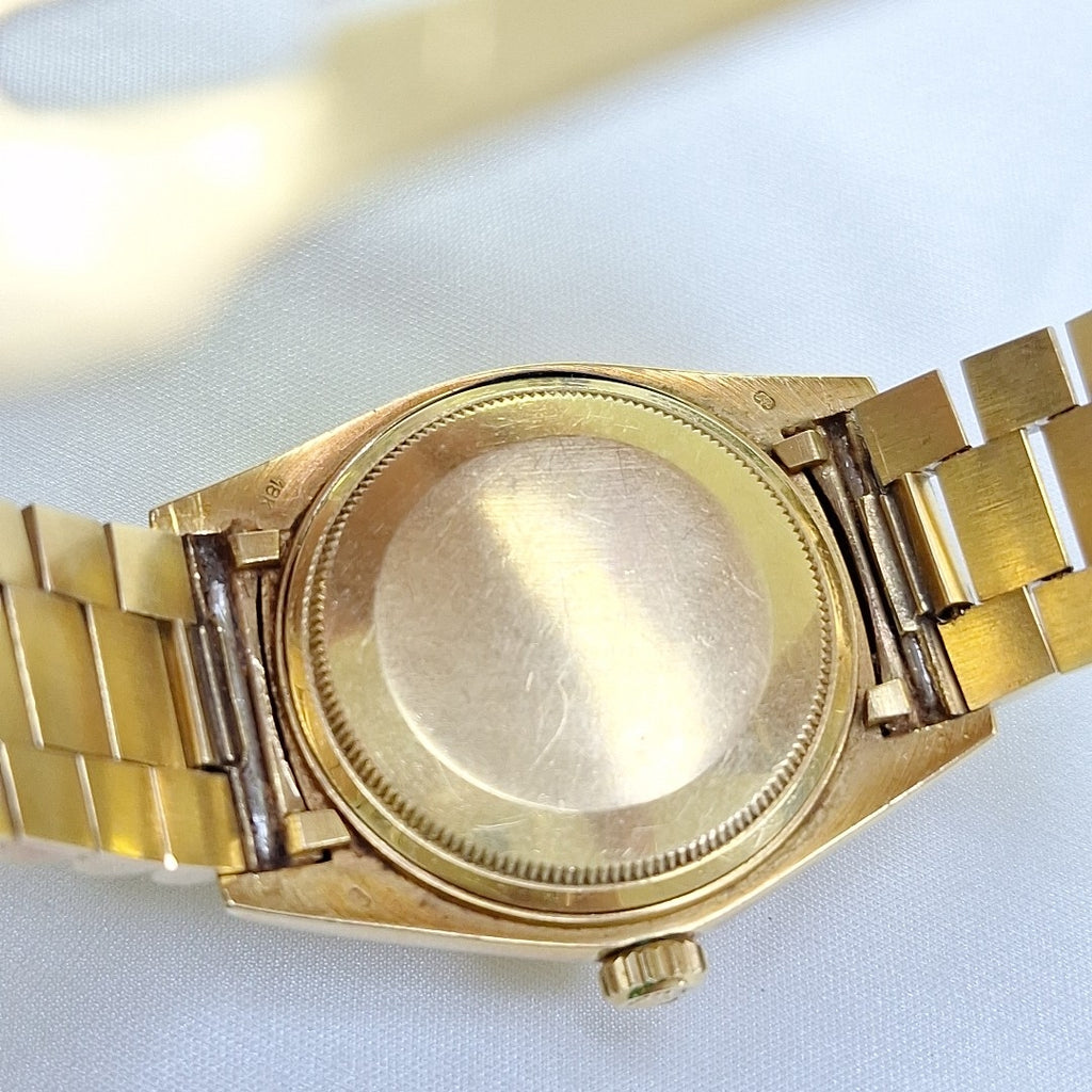 RELOJ CAJA Y PULSO ORO ORO 18 K 118.2 GRMS (SEMINUEVO)