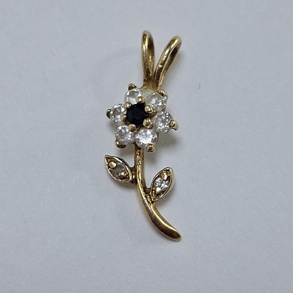 DIJE ORO 10 K 0.9 GRMS (SEMINUEVO)