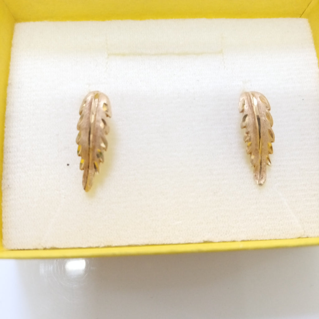 ARETES PAR ORO 14 K 2.6 GRMS (SEMINUEVO)