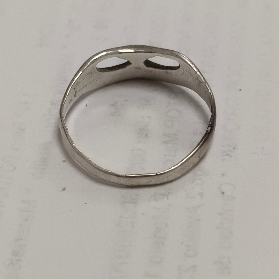 ANILLITO PLATA 1.7 GRMS (SEMINUEVO)