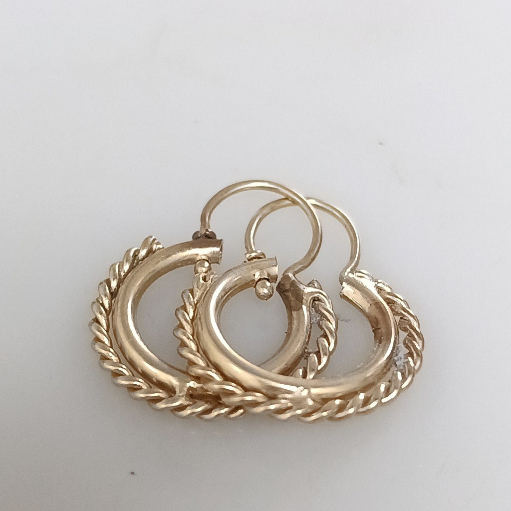 ARETES PAR ORO 10 K 2.1 GRMS (SEMINUEVO)
