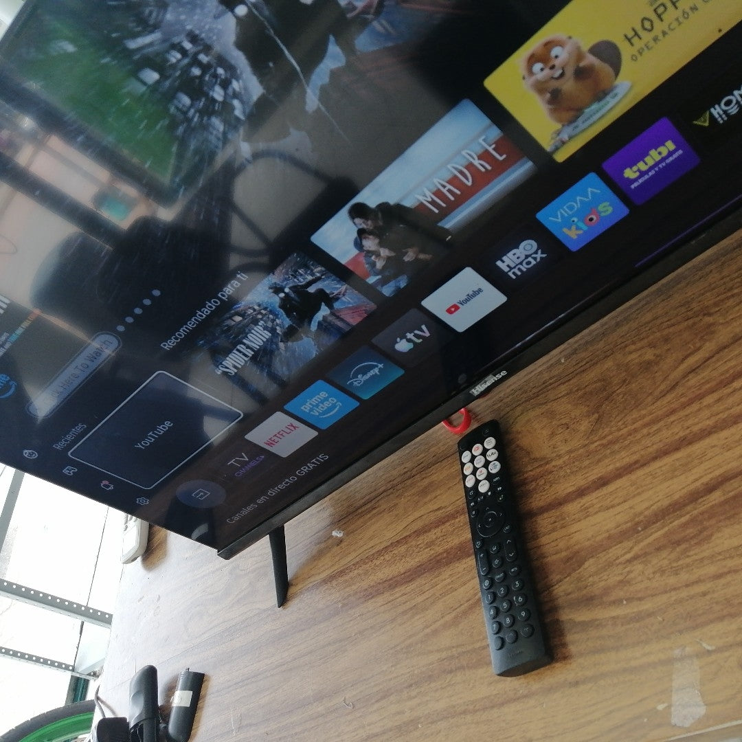 PANTALLA HISENSE 32A4KV (2023) 32" LED HD (SEMINUEVO)