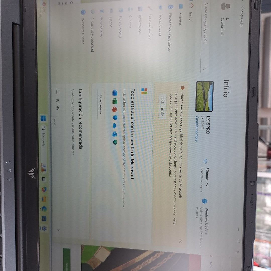 LAPTOP ACEMAGIC LX15PRO (2025) 512 GB SSD 16 GB RAM (SEMINUEVO)