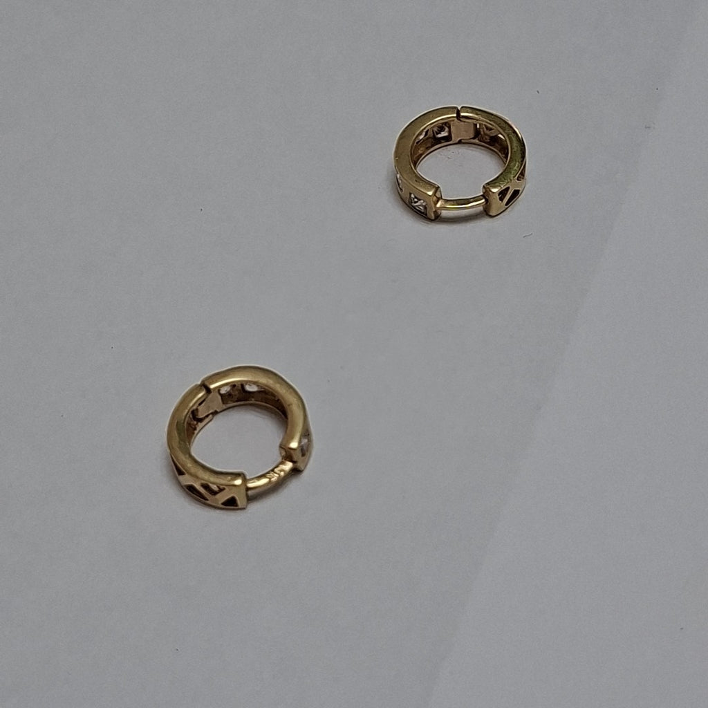 ARETES PAR ORO 14 K 3.7 GRMS (SEMINUEVO)