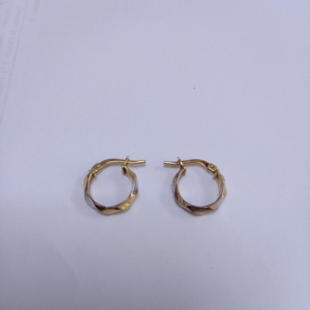 ARETES PAR ORO COMBINADO 14 K 1.2 GRMS (SEMINUEVO)