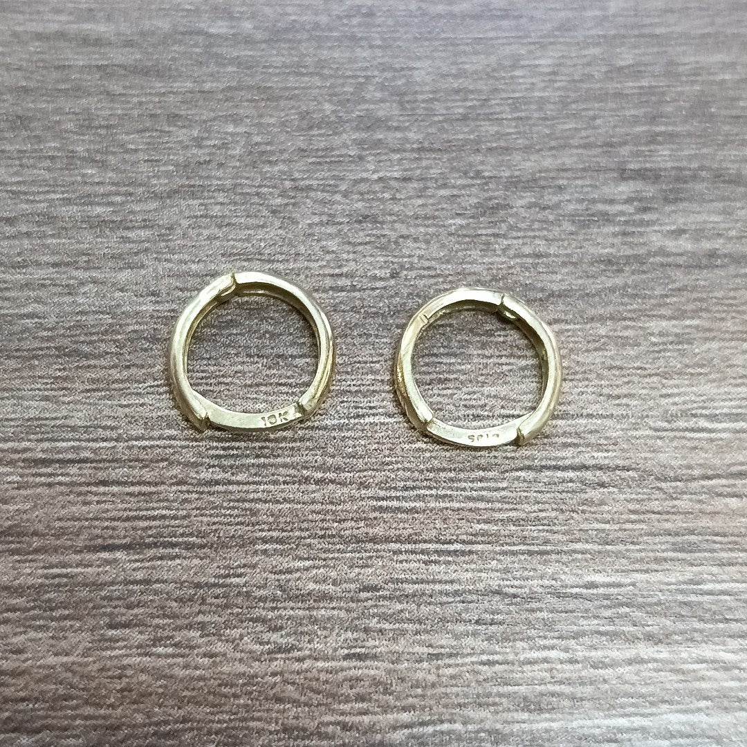 ARETES PAR ORO 10 K 0.7 GRMS (SEMINUEVO)