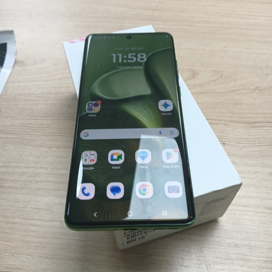 CELULAR MOTOROLA EDGE 60 XT2505-3 (2025) 512 GB 12 GB RAM (SEMINUEVO)