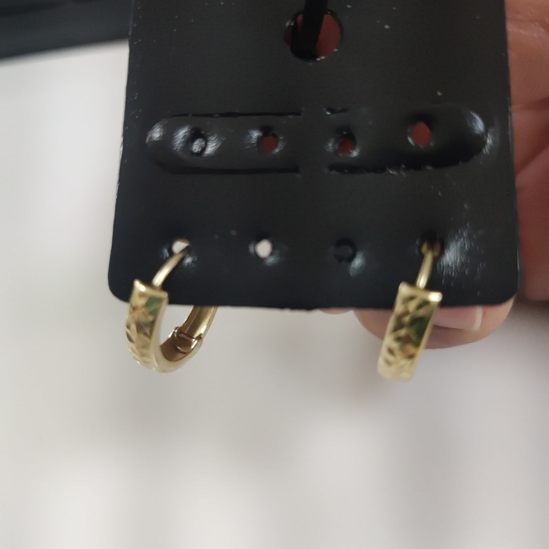 ARRACADAS PAR ORO 10 K 1.5 GRMS (SEMINUEVO)