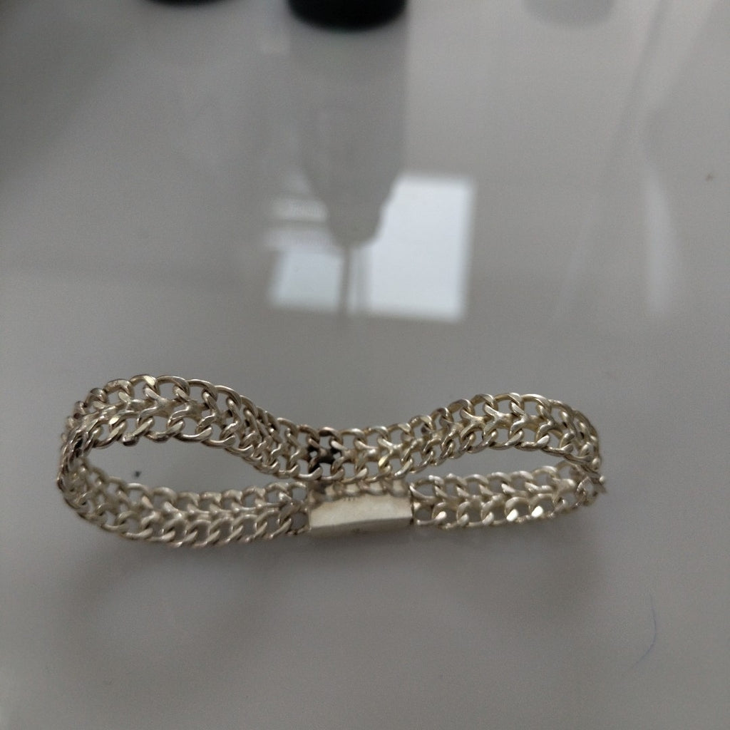 PULSERA PLATA 9.8 GRMS (SEMINUEVO)