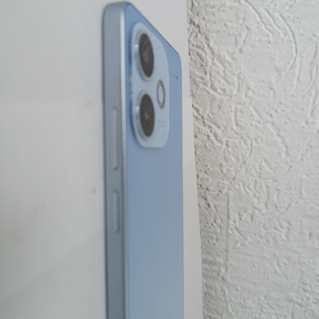 CELULAR OPPO A5 PRO CPH2711 (2025) 256 GB 8 GB RAM (SEMINUEVO)