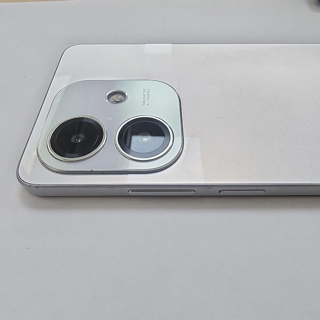 CELULAR OPPO A60 CPH3669 256 GB 8 GB RAM (SEMINUEVO)
