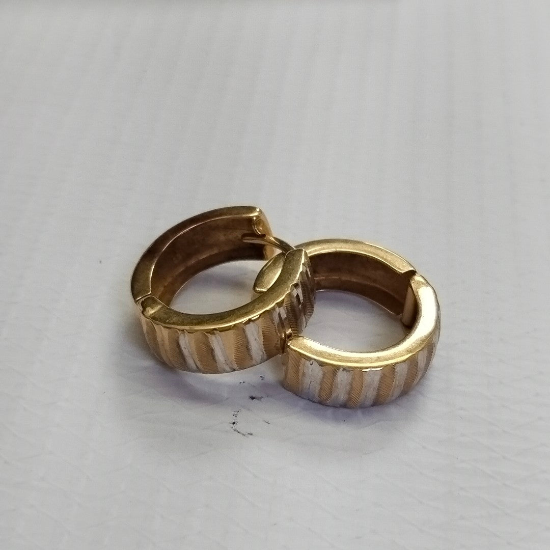 ARRACADAS PAR ORO, RODIADO 10 K 2.5 GRMS (SEMINUEVO)