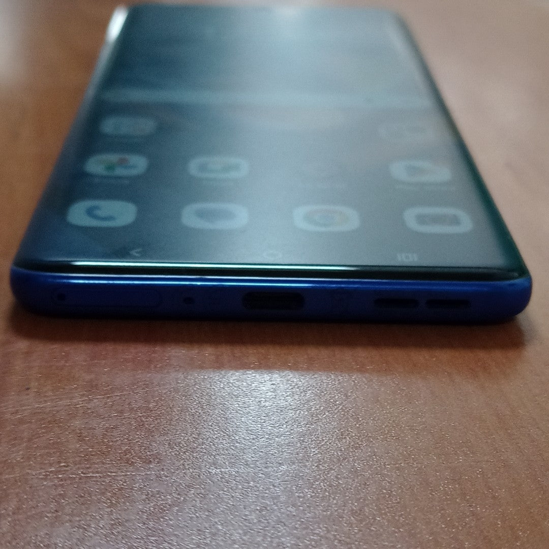 CELULAR MOTOROLA EDGE 60 PRO XT2507-1 (2025) 512 GB 12 GB RAM (SEMINUEVO)